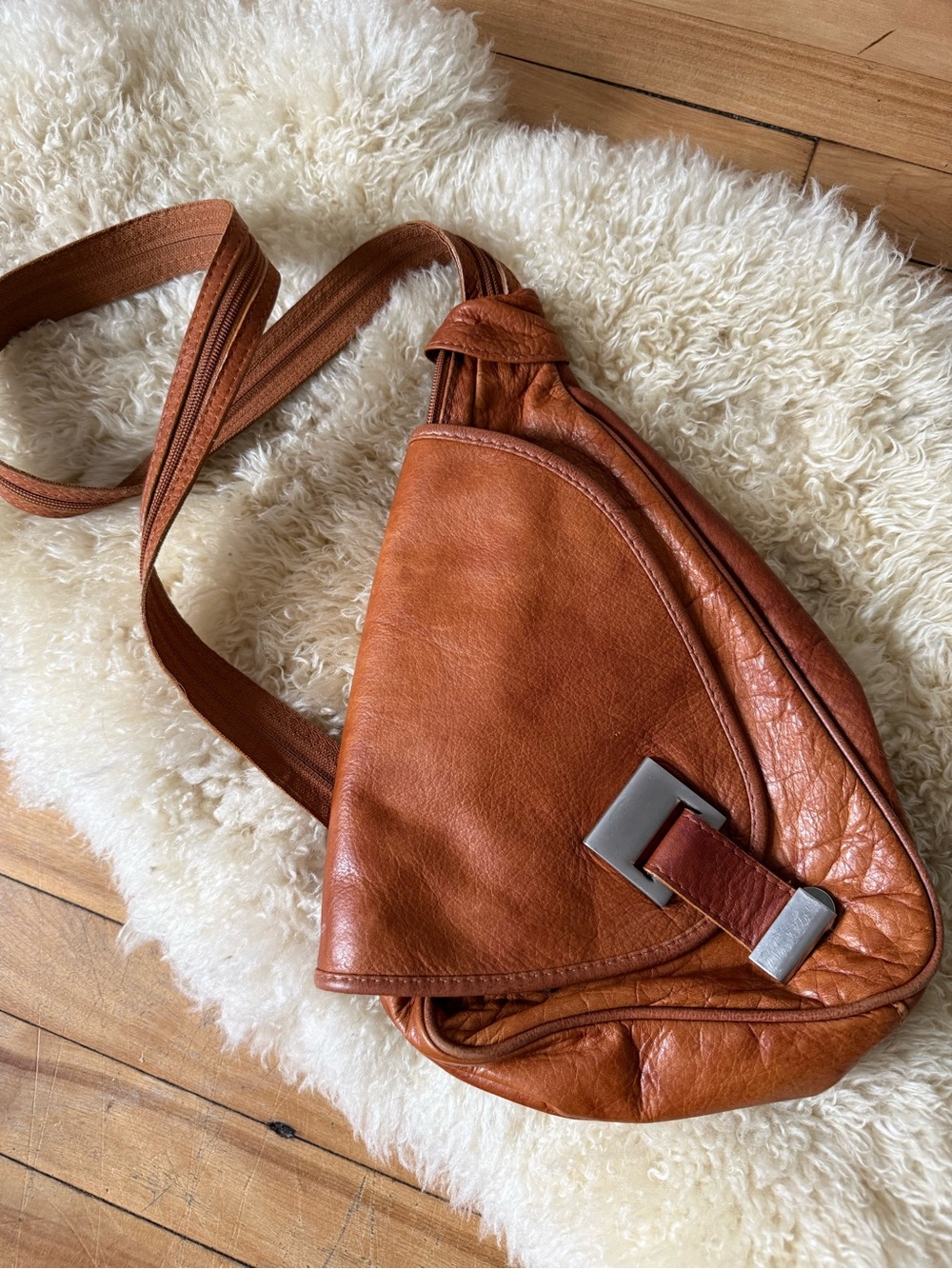 VINTAGE | leather convertible bag mini backpack